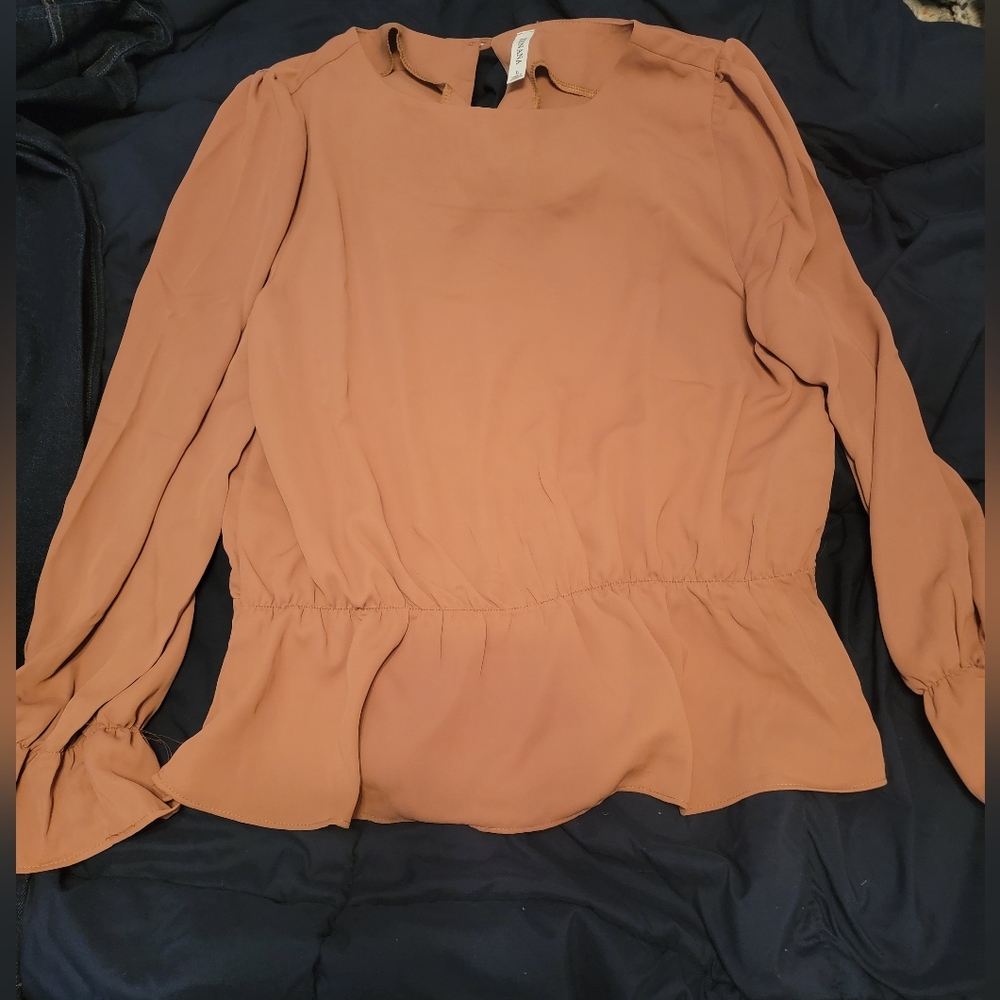 New. Zenana Tan Top size L